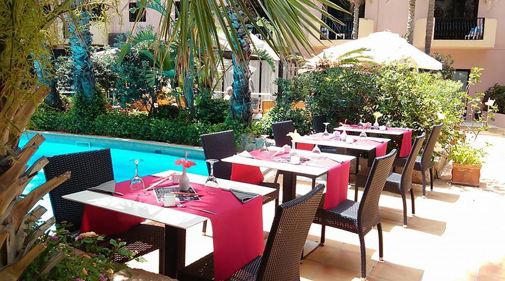 Fortina Spa Resort スリーマ エクステリア 写真 The pool at the hotel