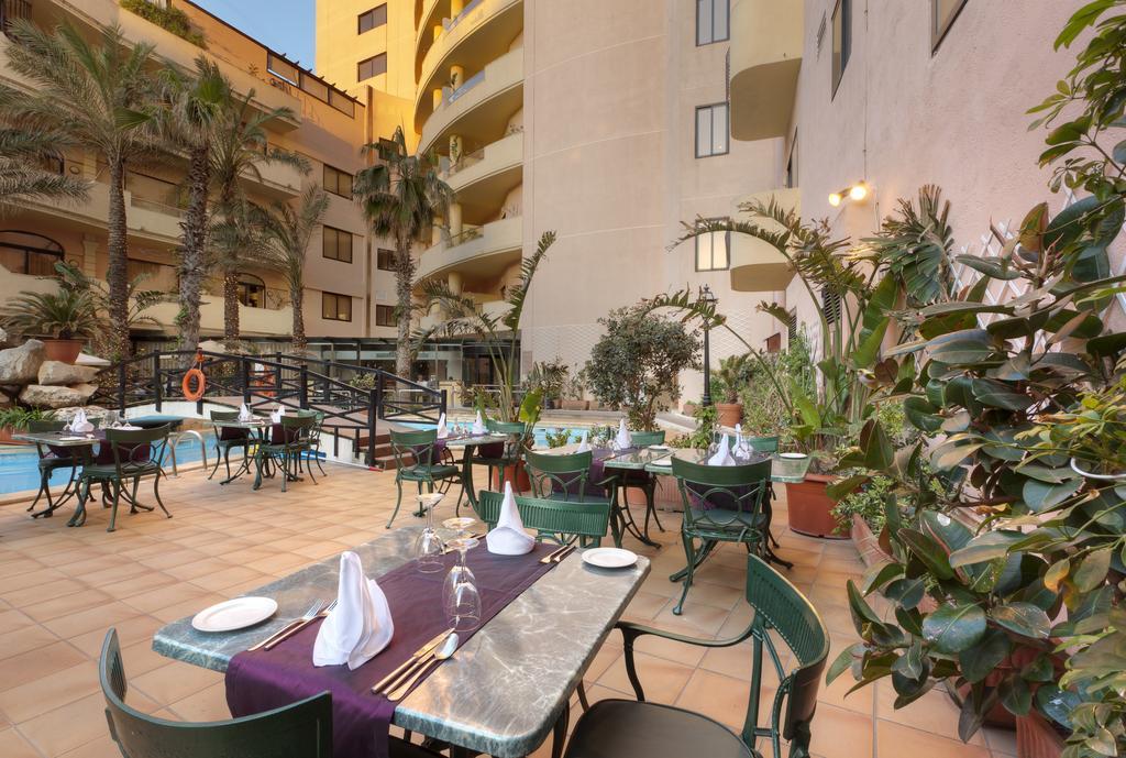 Fortina Spa Resort スリーマ エクステリア 写真 The hotel's restaurant
