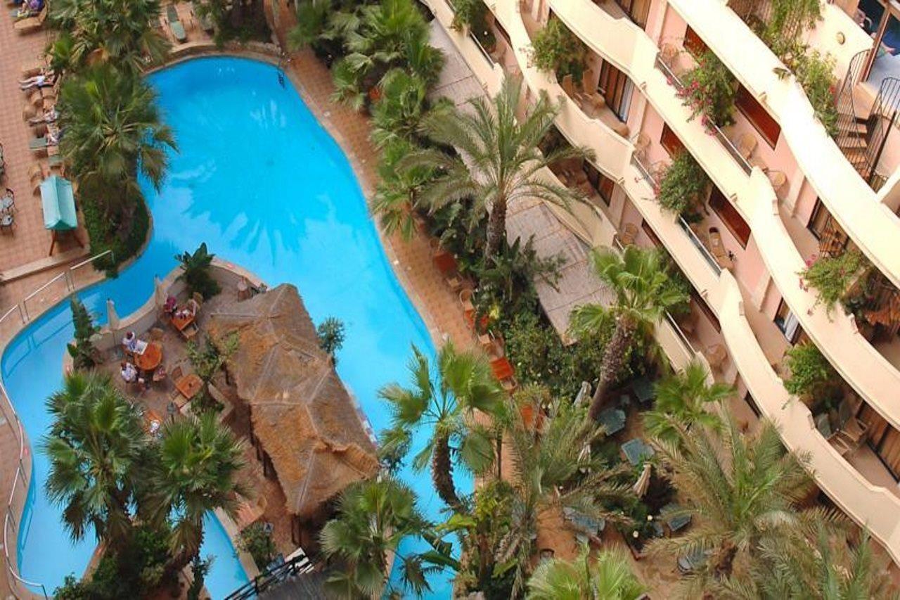 Fortina Spa Resort スリーマ エクステリア 写真 The interior of the hotel